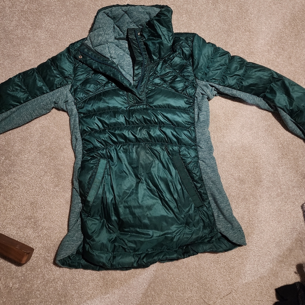 Lululemon pullover jacket